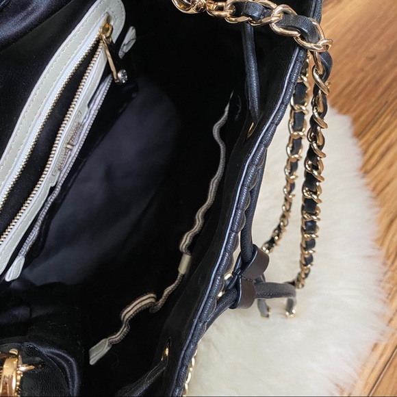 Henri Bendel No 7 Convertible Quilted Backpack Black Gold Hardware - Picture 8 of 14